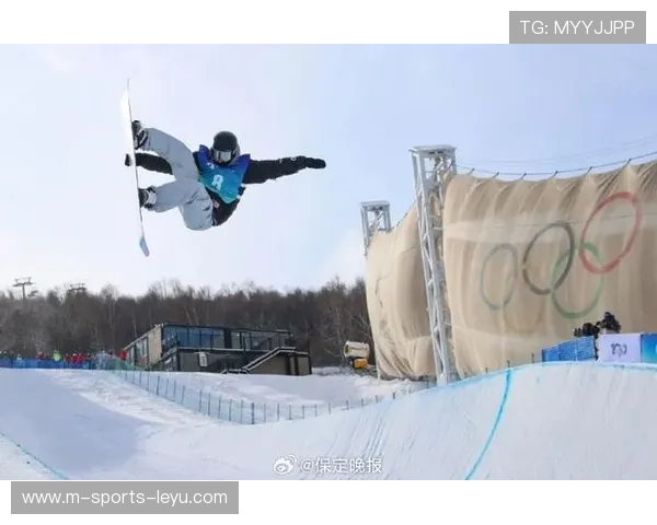 滑雪穿越赛选手穿错道仍晋级